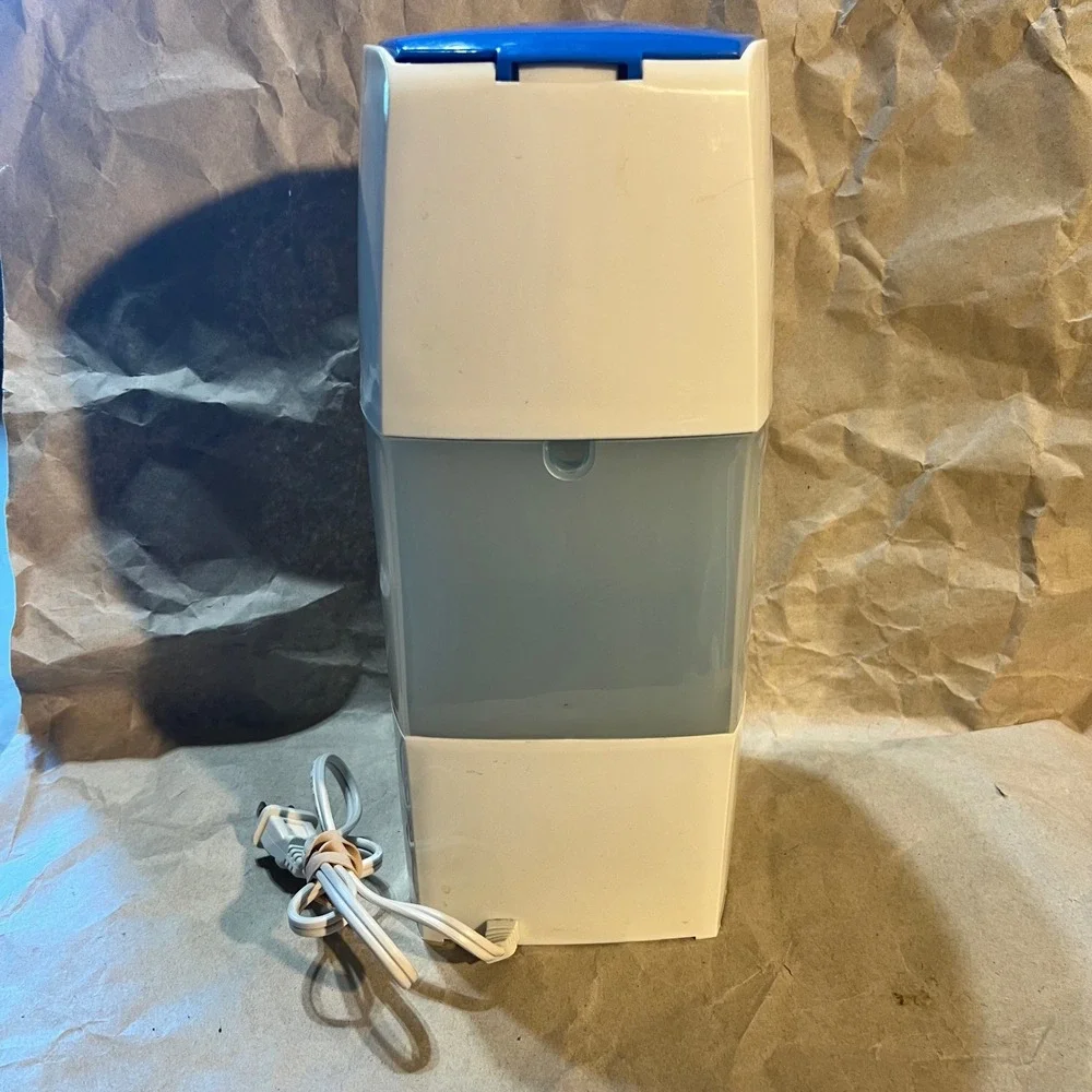 Mr. Coffee 3 Qt Iced Tea Maker White Blue TM70 Series Adjustable Brew Strength